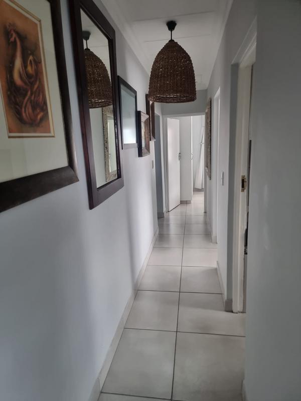 To Let 3 Bedroom Property for Rent in Hartenbos Central Western Cape